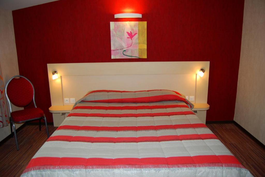 Hotel Le Logis De La Lys Aire-sur-la-Lys Zimmer foto